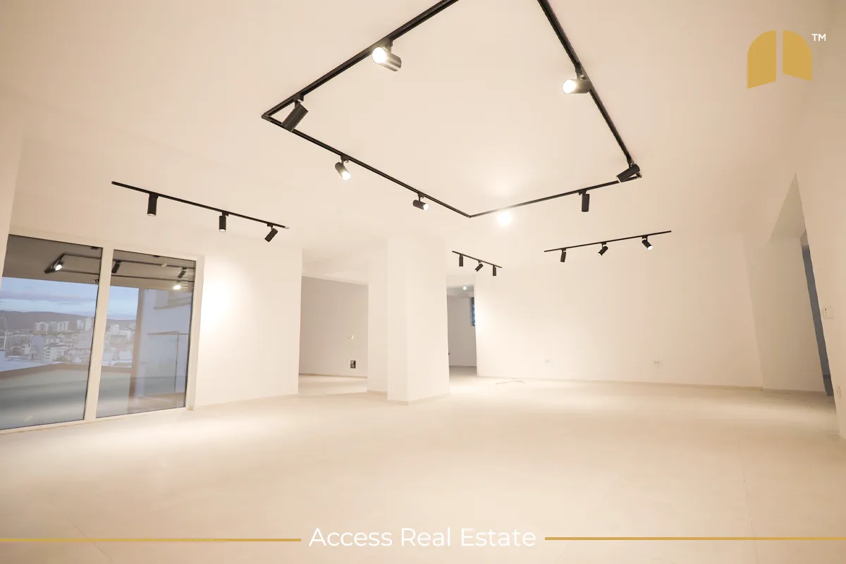 Shtëpi me QIRA – Arbëri – 380m²
