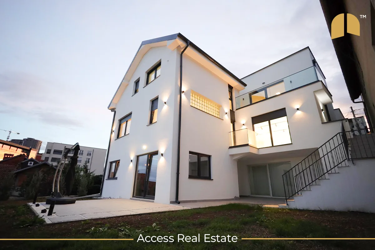 Shtëpi me QIRA – Arbëri – 380m²