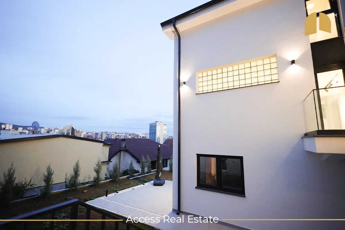 Shtëpi me QIRA – Arbëri – 380m²