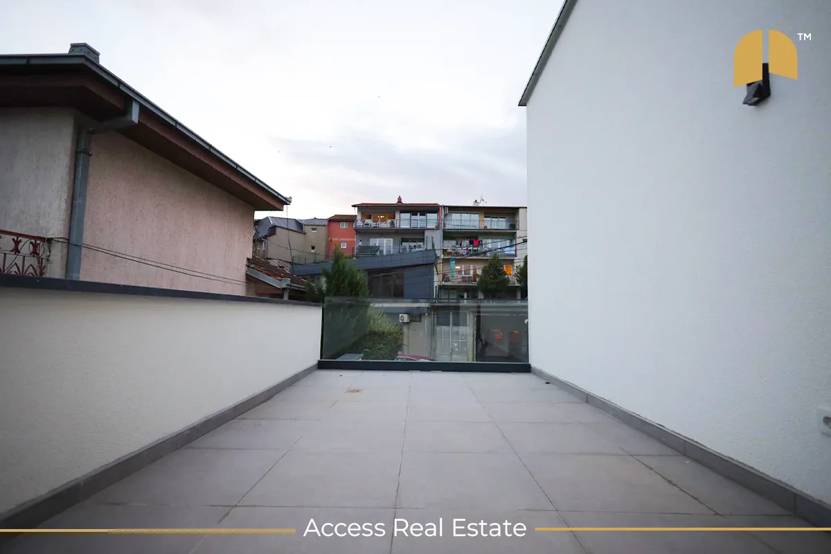 Shtëpi me QIRA – Arbëri – 380m²