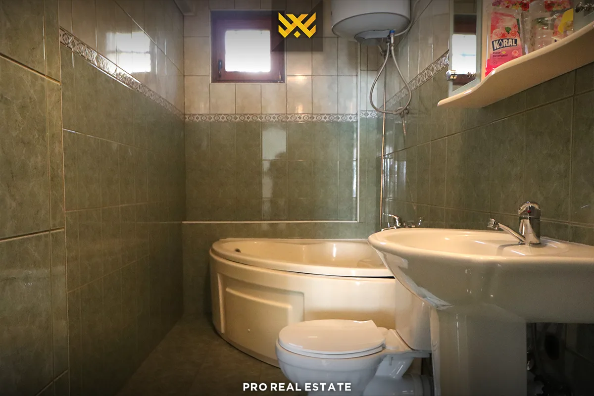Shtëpi 120m² me #QIRA në Tokbashqe.