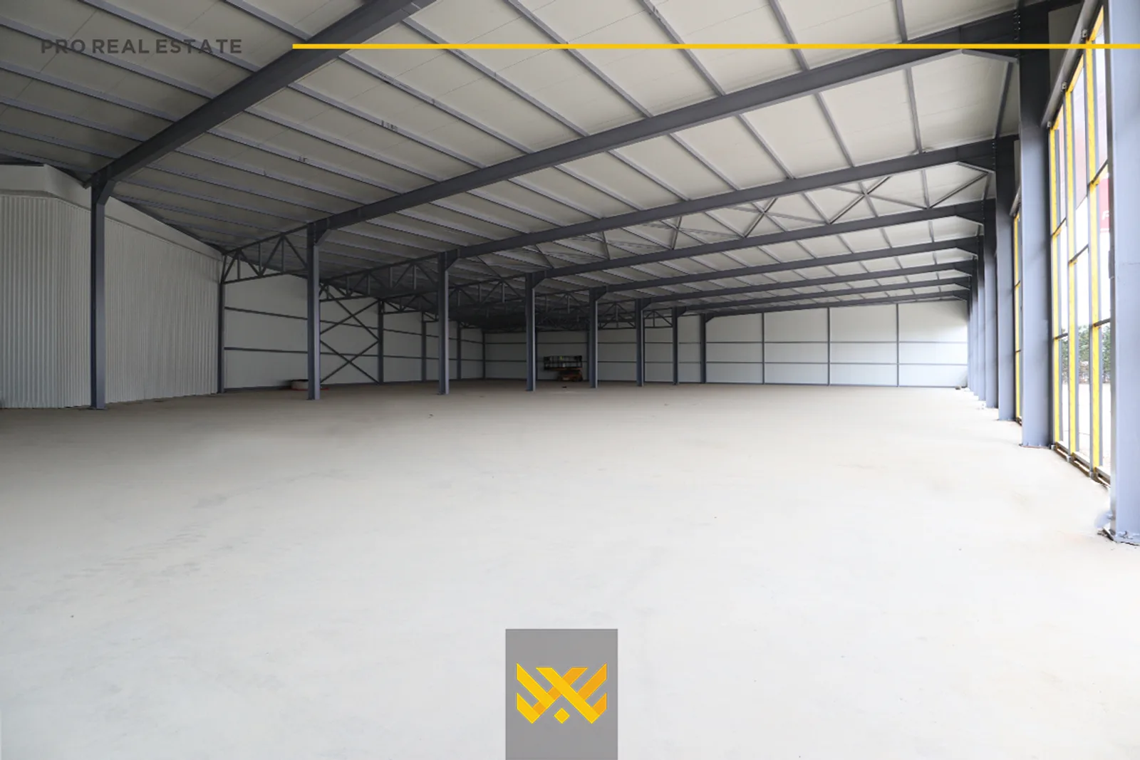 Depo 2000m² me #QIRA në Fushë Kosovë.
