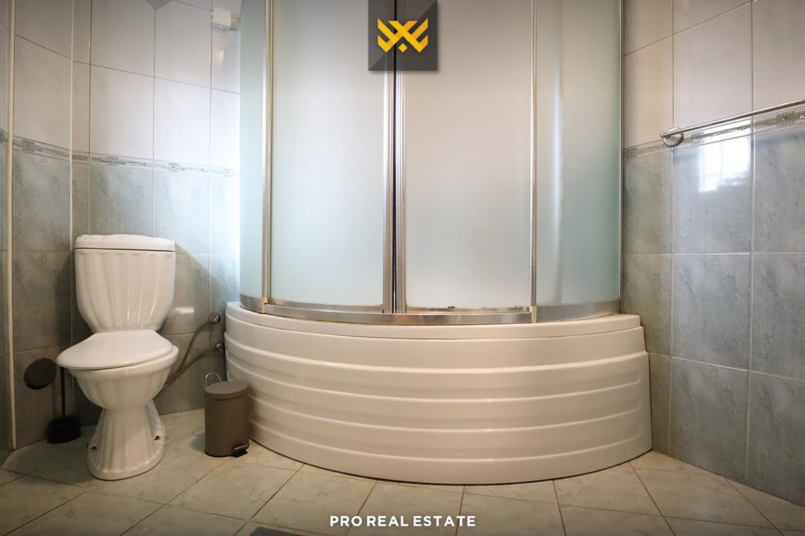 Kat shtëpie 130m² me #QIRA në Dragodan