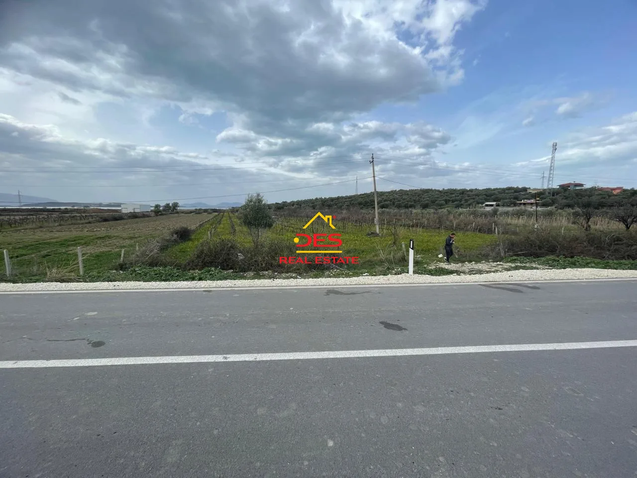 Shitet tokë – arë në panaja,vlorë.