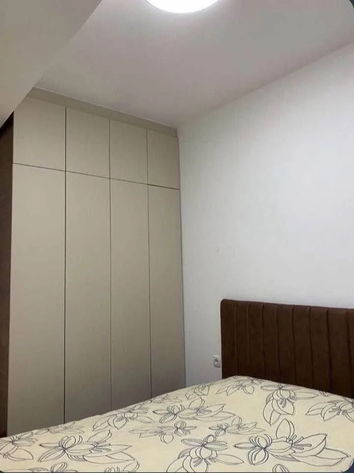 Banesë me qira 1+1 në Lakrishtë