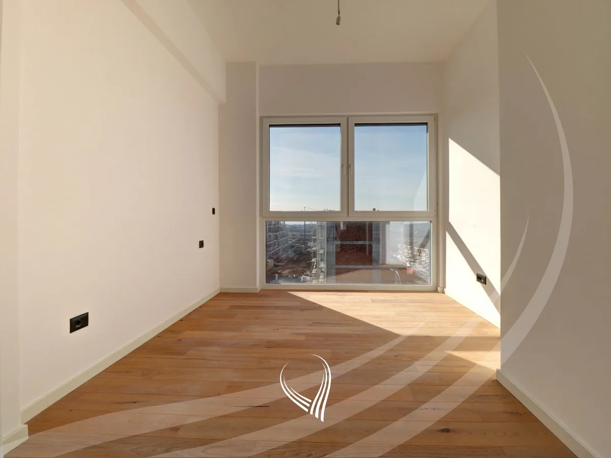 Penthouse tarracier 246.35m2 në shitje në lagjen Marigona Hill