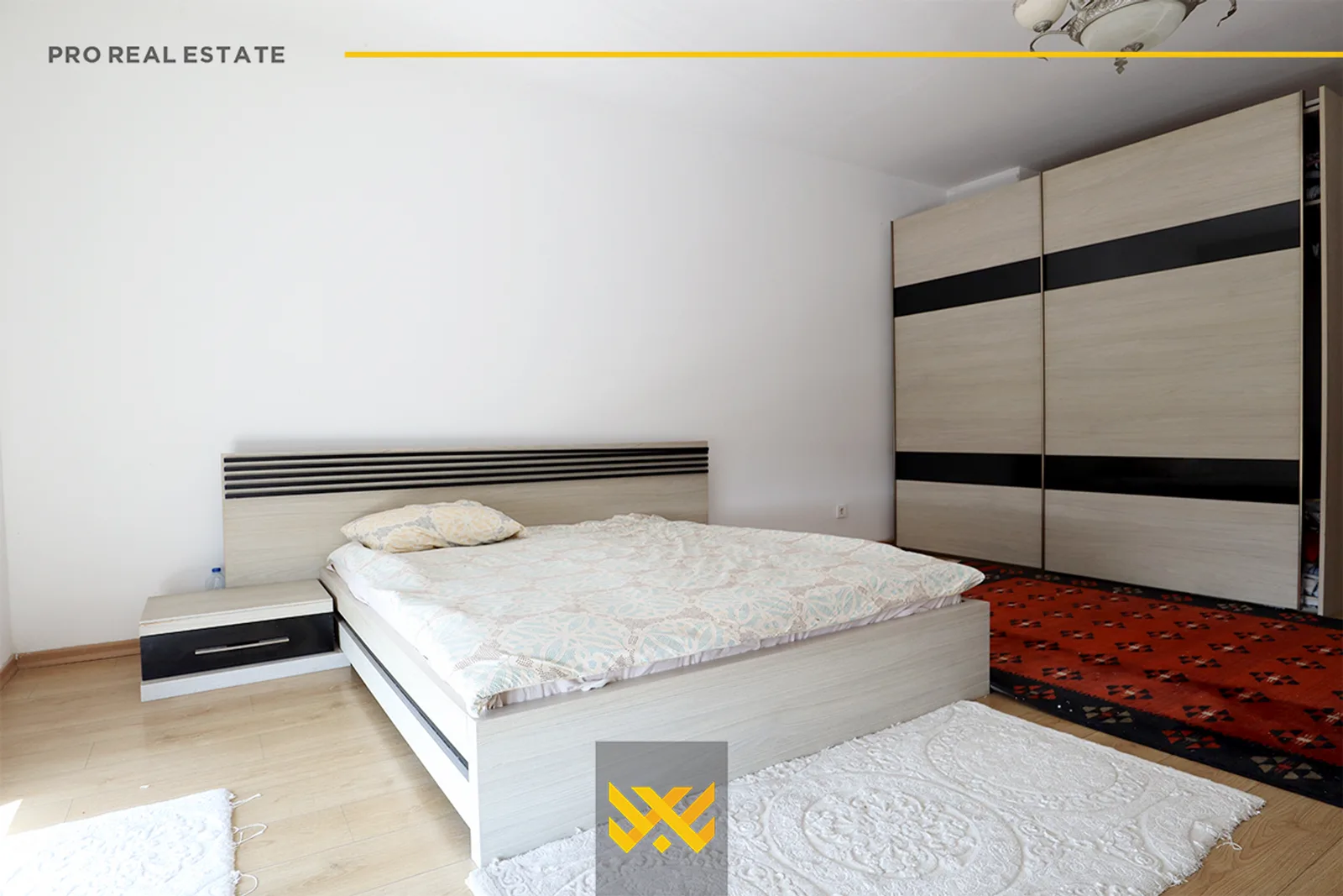 Shtëpi 450m² në #SHITJE në Lagjen Qëndresa.