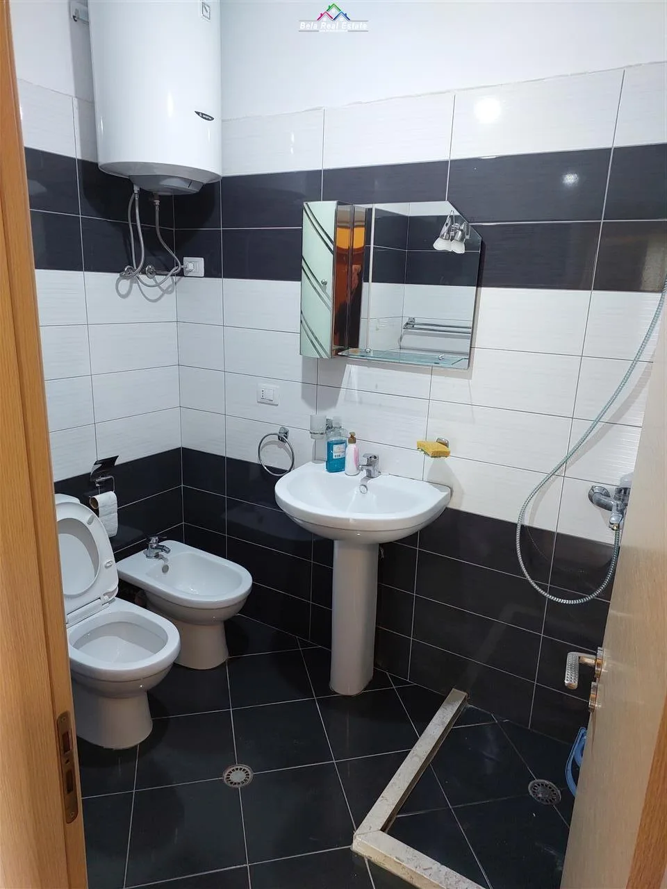Apartament Me Qera 1+1 Ne Astir (ID B2101029) Tirane.