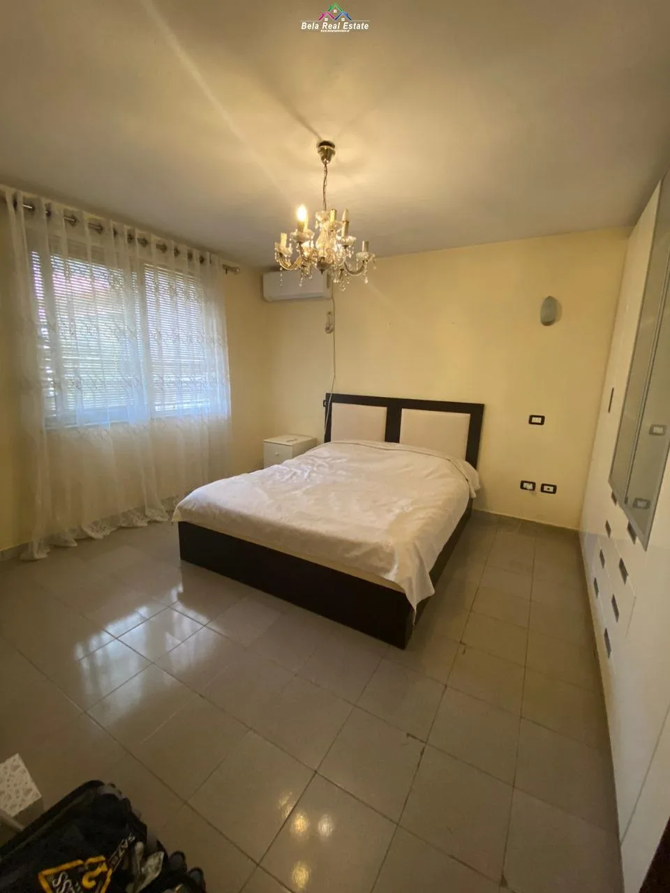 Kat Vile Me Qera + Papafingo Tek Brryli (ID BV22277) Tirane.