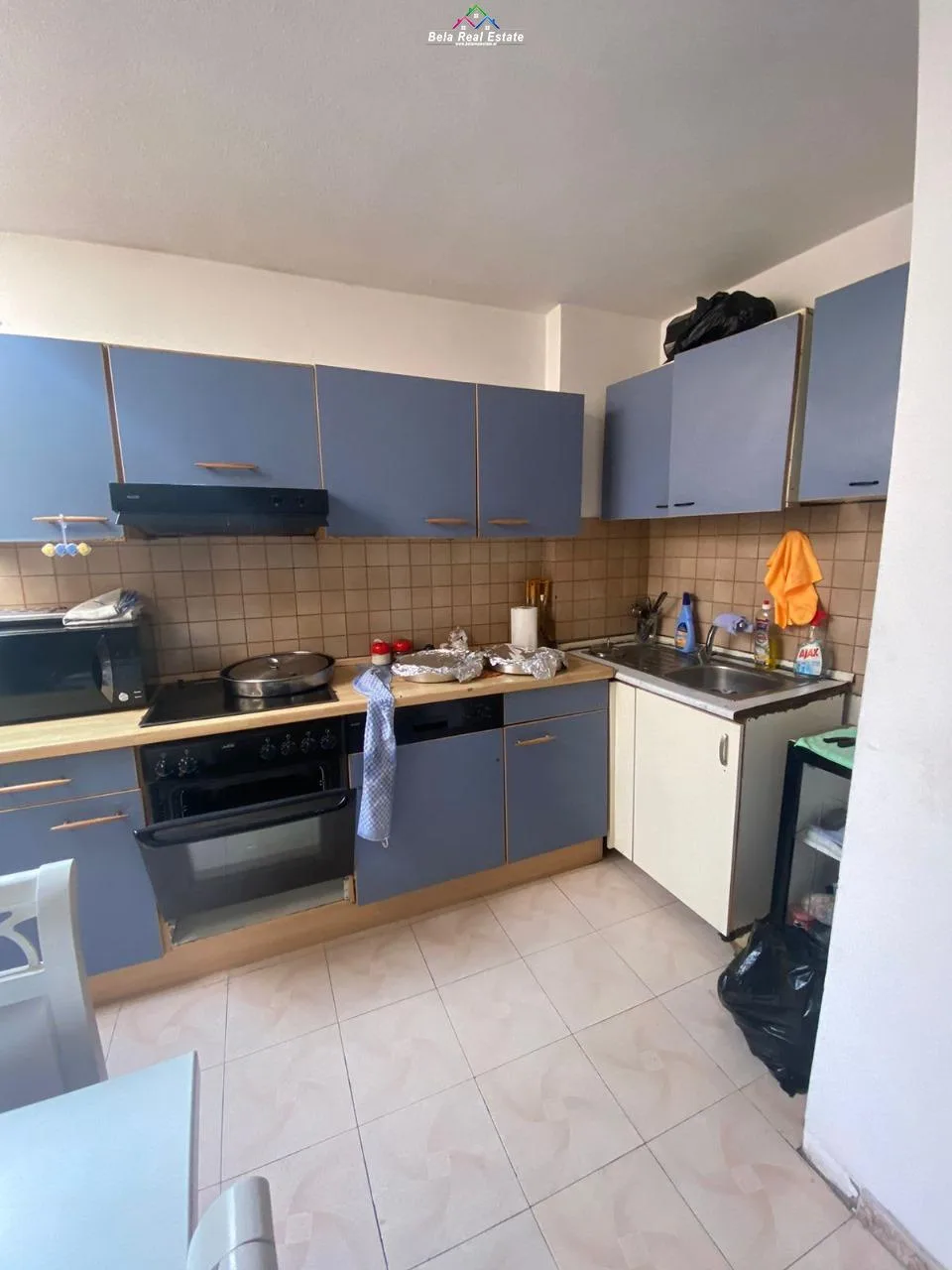 Kat Vile Me Qera + Papafingo Tek Brryli (ID BV22277) Tirane.