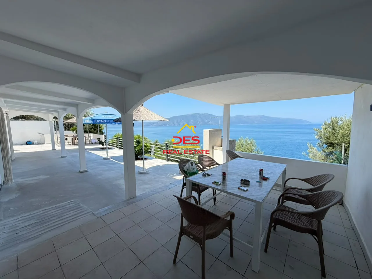 JEPET ME QIRA SHTËPI PRIVATE 2+1 ME PAMJE BALLORE NGA DETI – UJI I FTOHTË ,VLORË 📍 Pranë Bar Restorant “Kalaja”