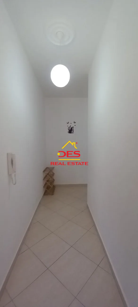 Jepet apartament 1+1 me qira pranë bar taushani lungomare,vlorë .