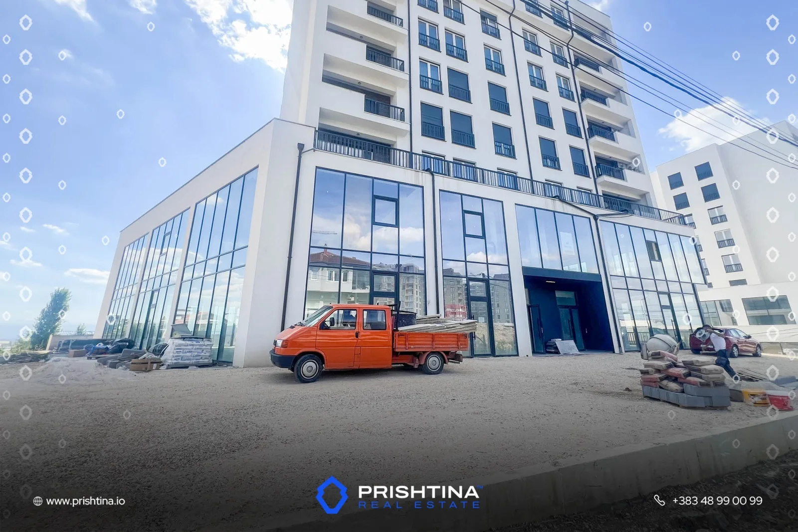 Lokal në shitje 213m² në Veternik