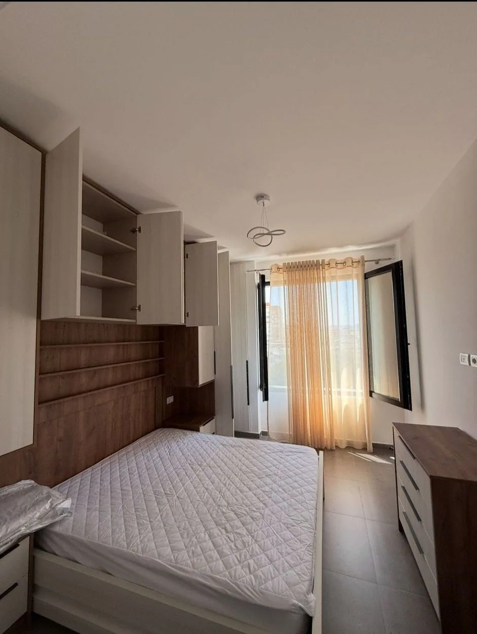 Apartament Me Qera 1+1+post parkimi tek 21 Dhjetori (ID B2101230) Tirane