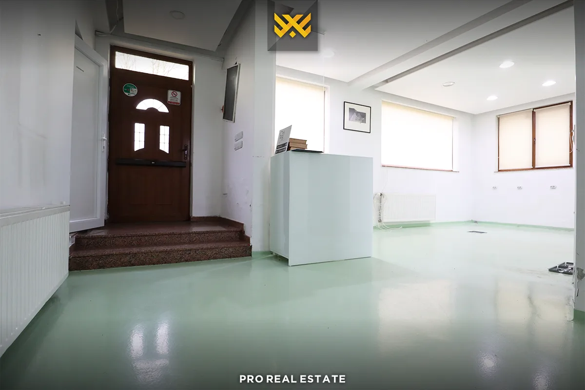 Shtëpi 250m² për #SHITJE në Lagjen e Profesorëve