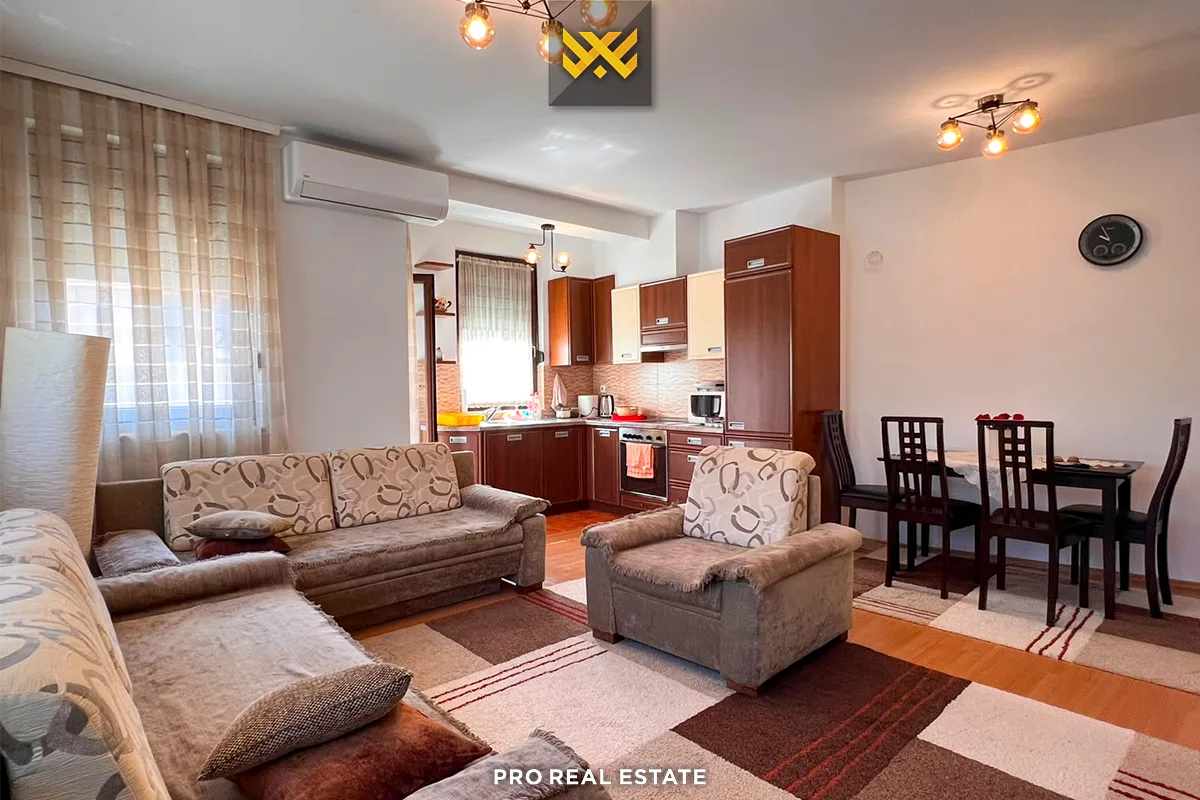 Banesë 85m² me #QIRA te Qendra e Vjetër