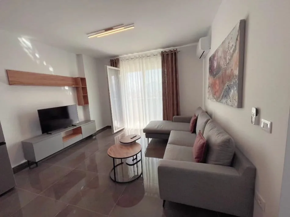 Apartament me qera 2+1 tek Rruga e Kavajes (ID B2201380) Tirane.