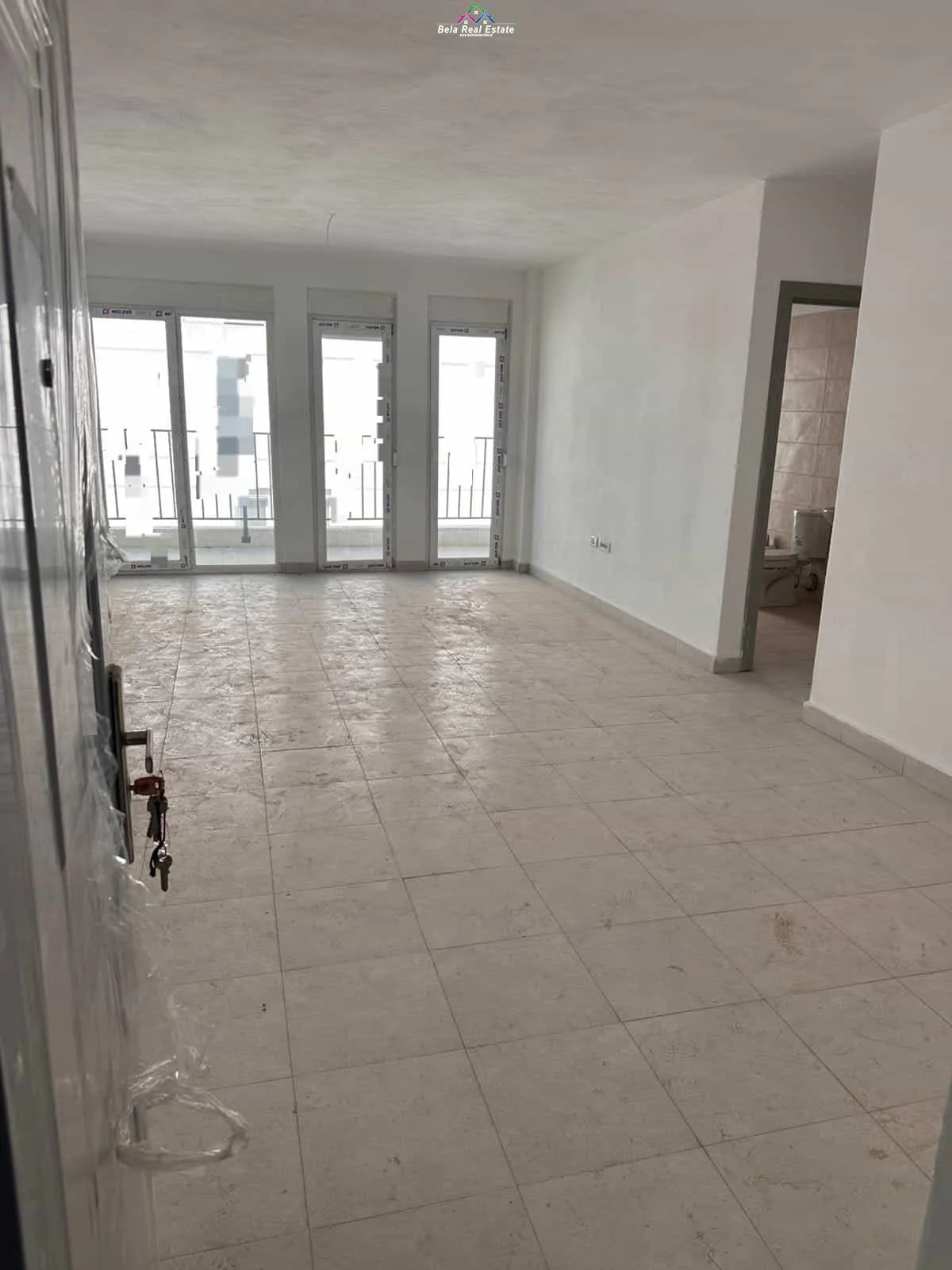 Zyre Me Qera 2+1 Tek 5 Maji (ID BZ2920) Tirane