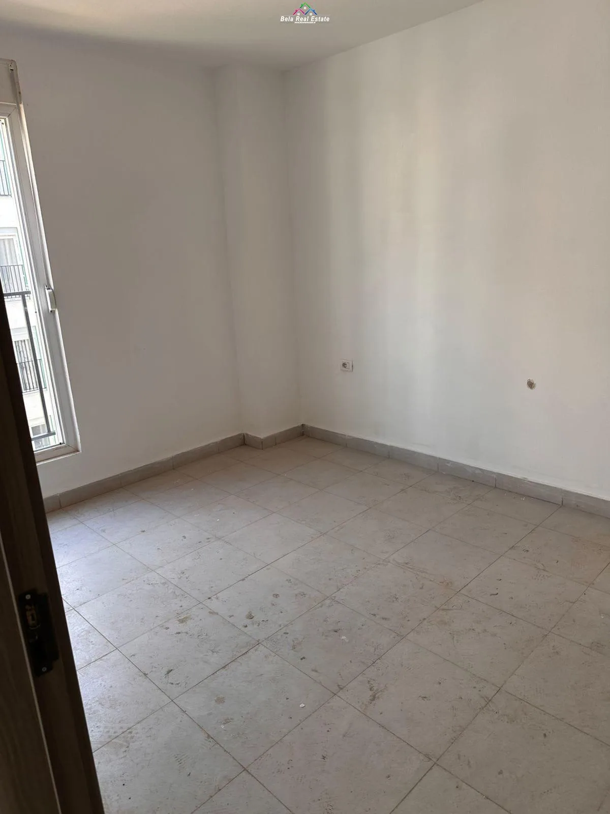 Zyre Me Qera 2+1 Tek 5 Maji (ID BZ2920) Tirane