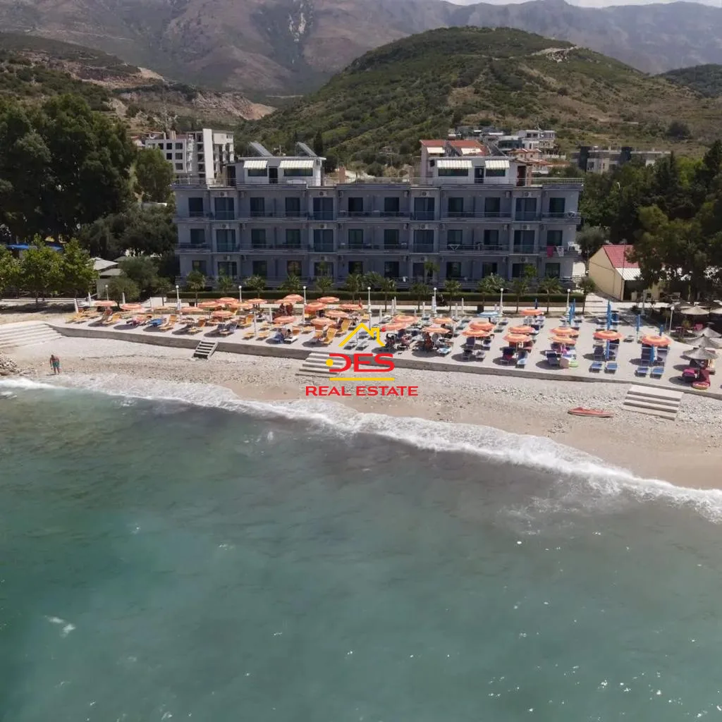 Jepet hotel me qera në radhimë.