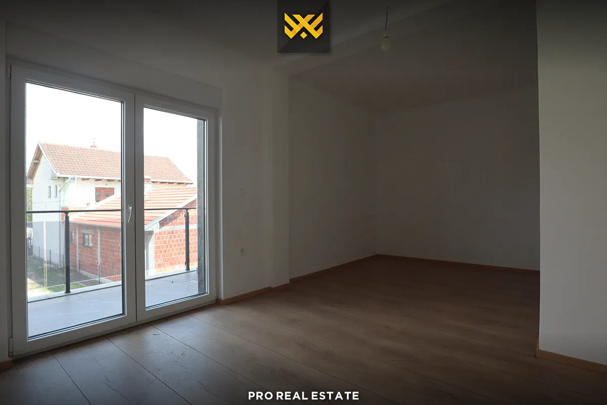 Shtëpi 220m² me #QIRA në Llapllasellë.