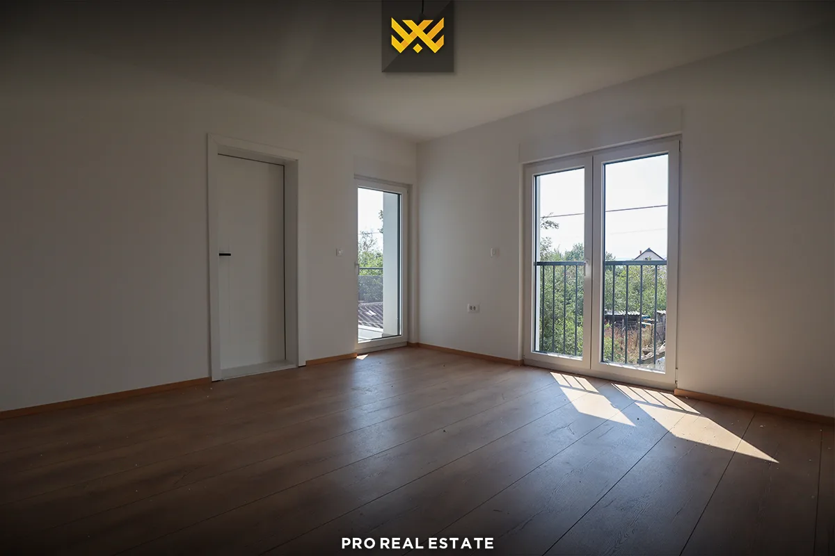 Shtëpi 220m² me #QIRA në Llapllasellë.