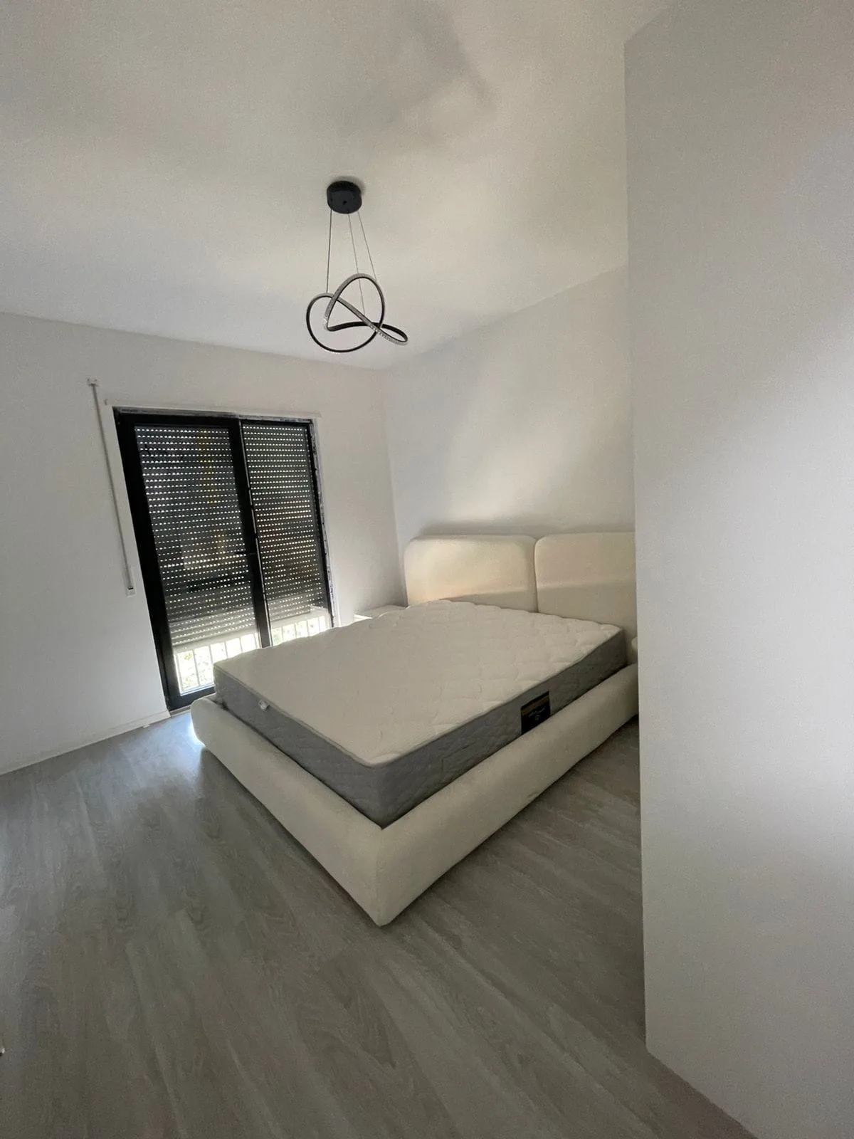 Apartament Ne Shitje 2+1+2 Tek Ish-Dogana (ID B120681) Tirane