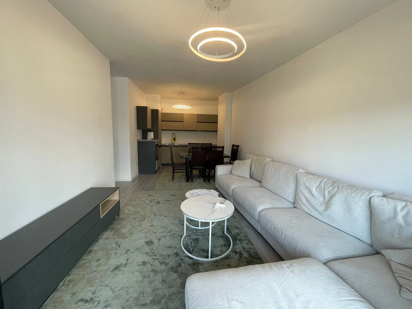 Apartament Ne Shitje 2+1+2 Tek Ish-Dogana (ID B120681) Tirane