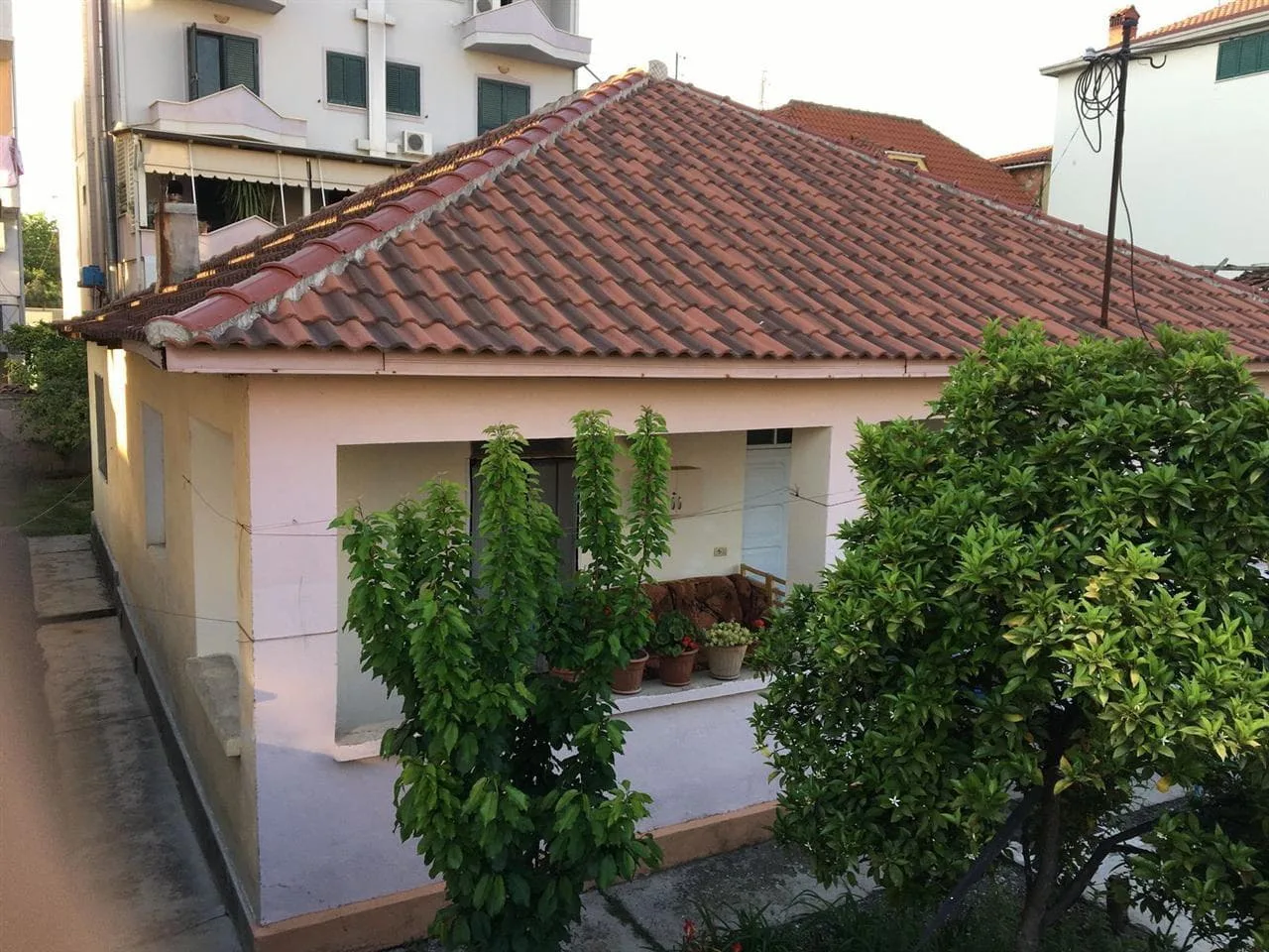 Shitet Vile 1 Kateshe Ne Ali Demi (ID BV0118) Tirane