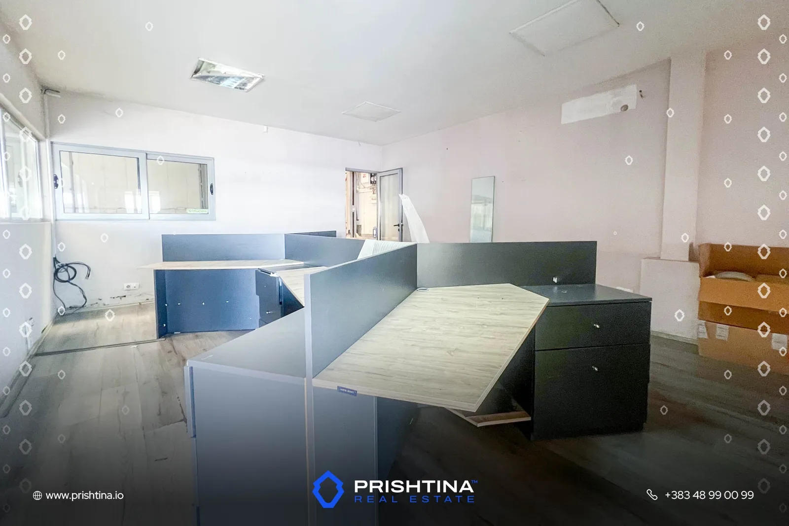 Objekt me qira 360m² në Veternik
