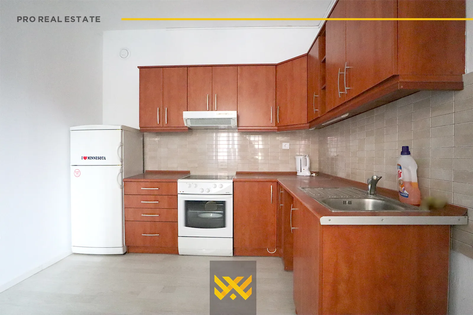 Banesë – Zyre 90m² me #QIRA te Qafa.