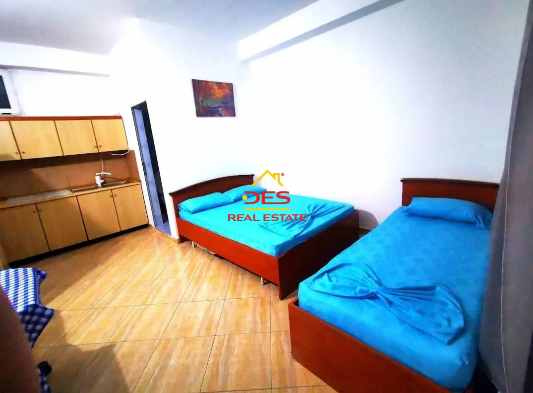 Jepet hotel me qira në ujë të ftohtë,vlorë.