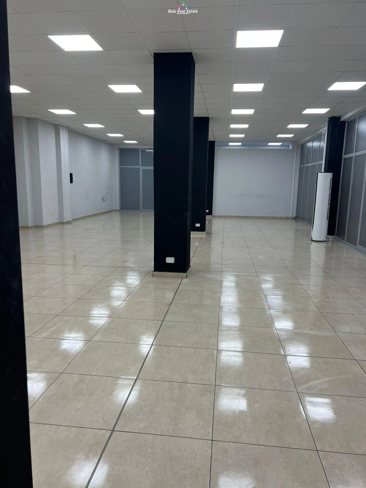 Dyqan Me Qera prane Gjimnazit Partizani  (ID BD21693) Tirane