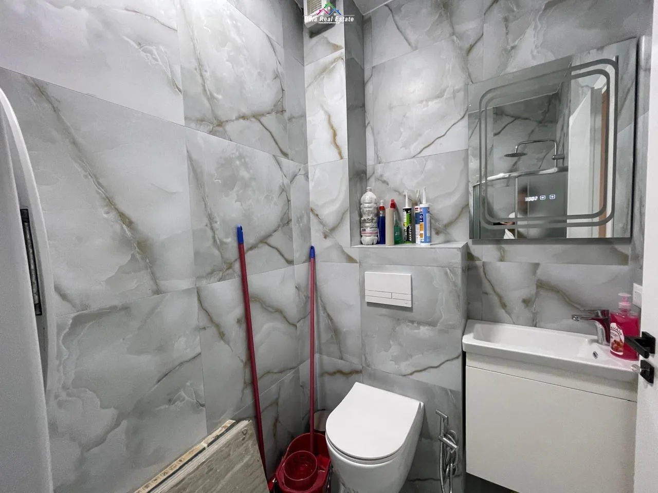 Apartament Me Qera 1+1+Studio Tek ish Tregu Elektrik (ID B2101427) Tirane