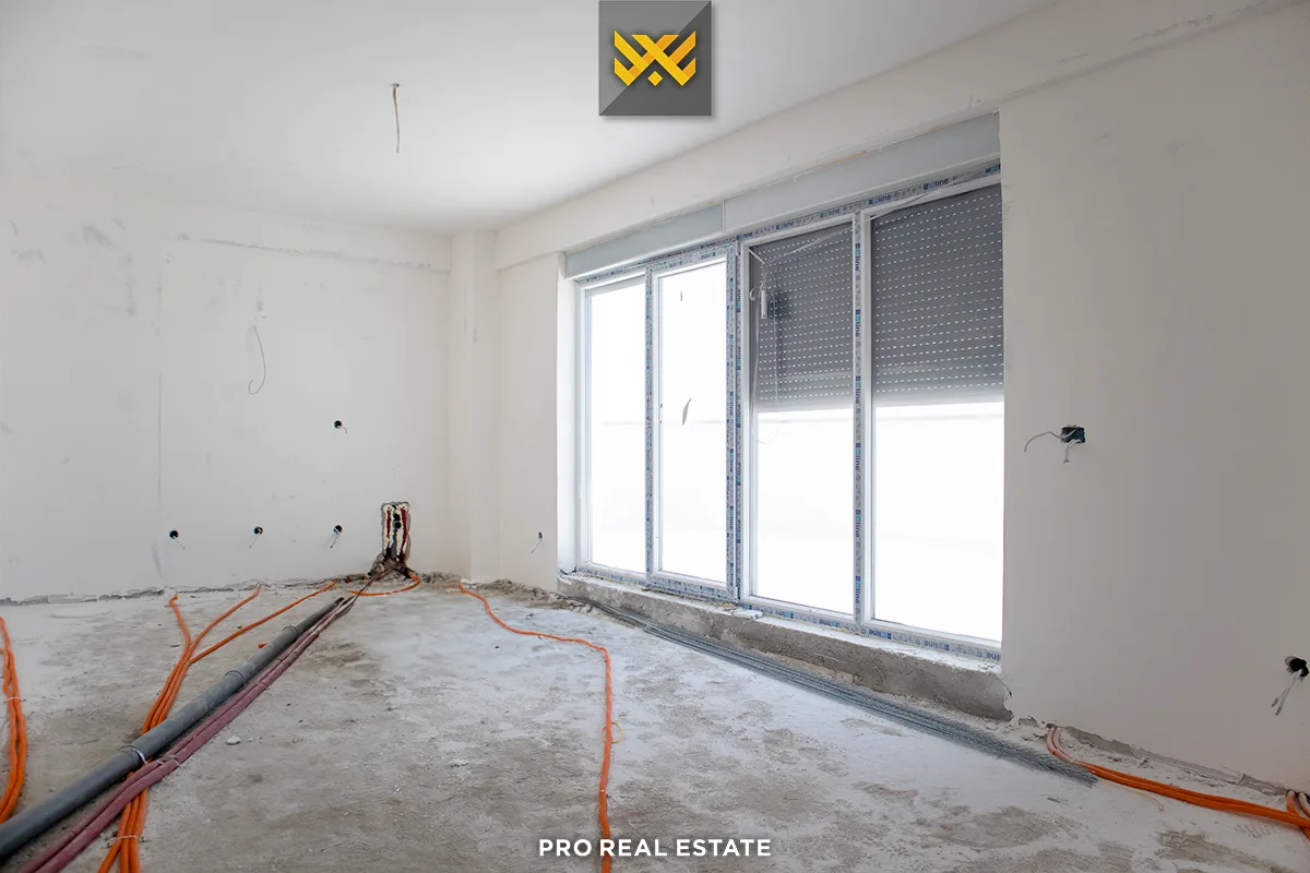 Banesë 190m² + 100m² për #SHITJE te Prishtina e Re.