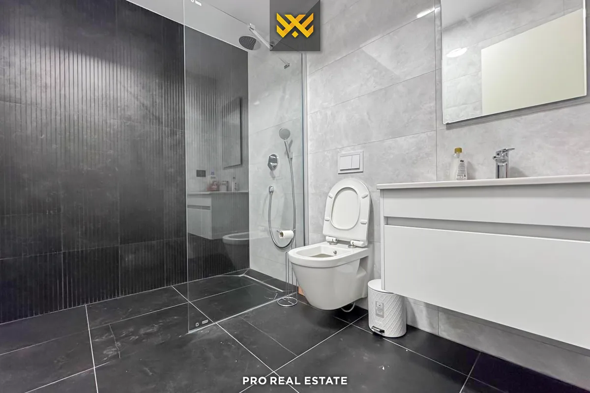 Banesë 135m² + 35m² me #QIRA në Lagjen Marigona Hill