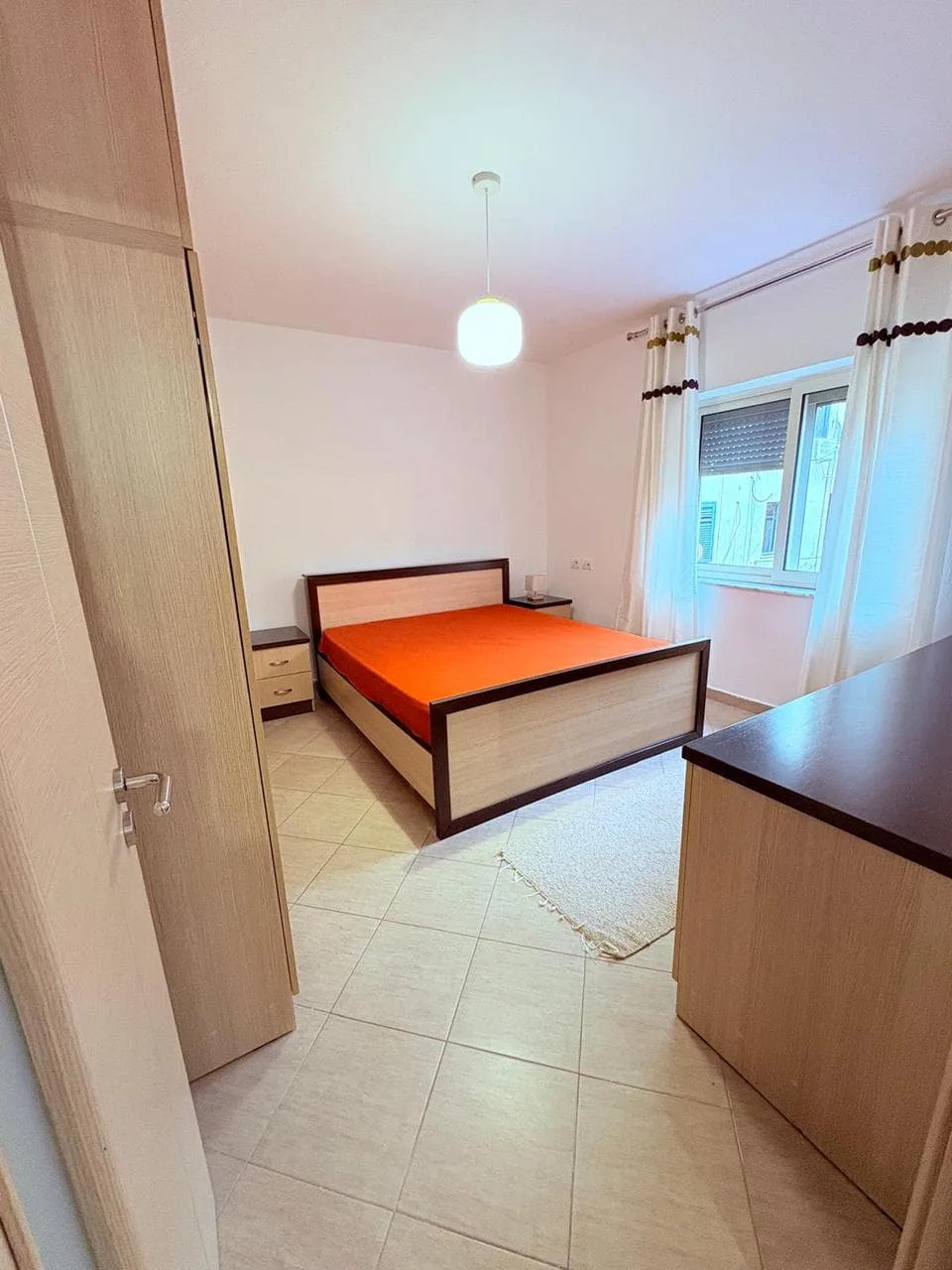 Apartament Me Qera 1+1 prane Xhamise se Tabakeve (ID B211332) Tirane.