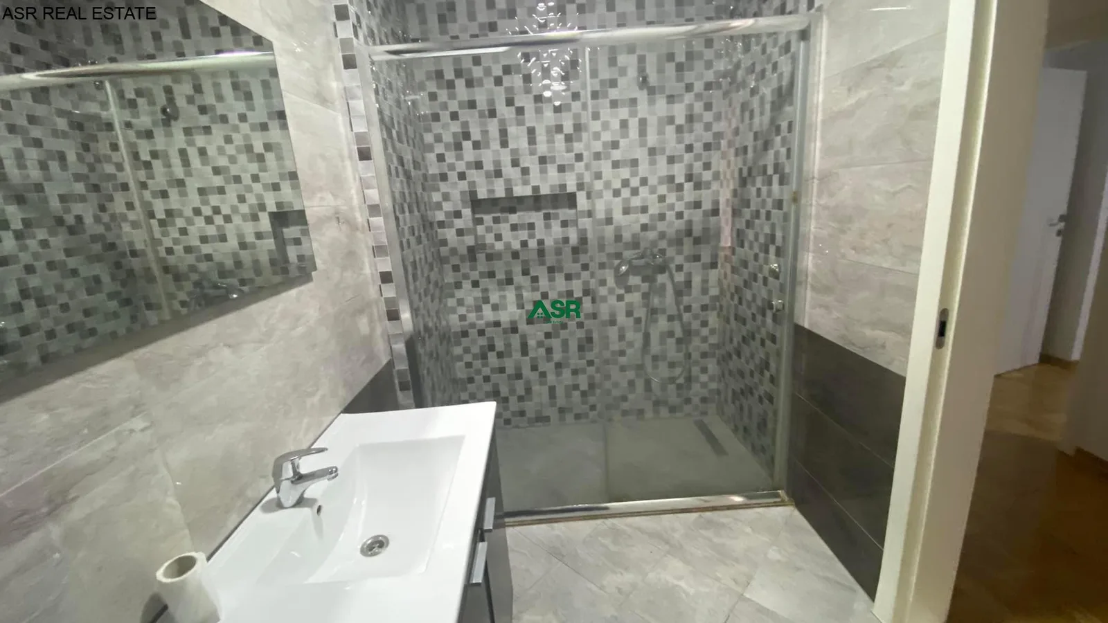 Lëshohet BANESA (Penthouse)me QIRAnë lagjën e Spitalit