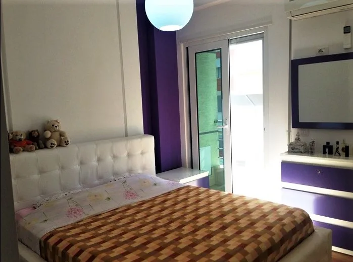 Jepet me qira apartament 3+1, liqeni thatë, tiranë