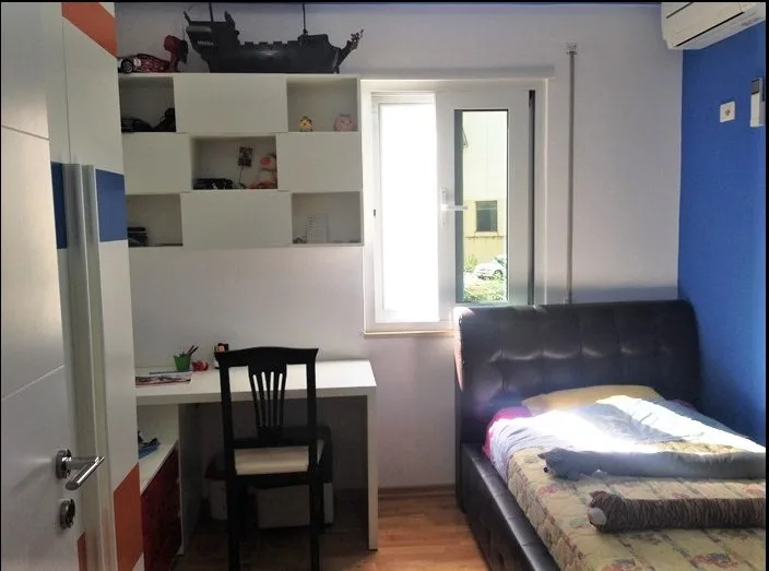 Jepet me qira apartament 3+1, liqeni thatë, tiranë