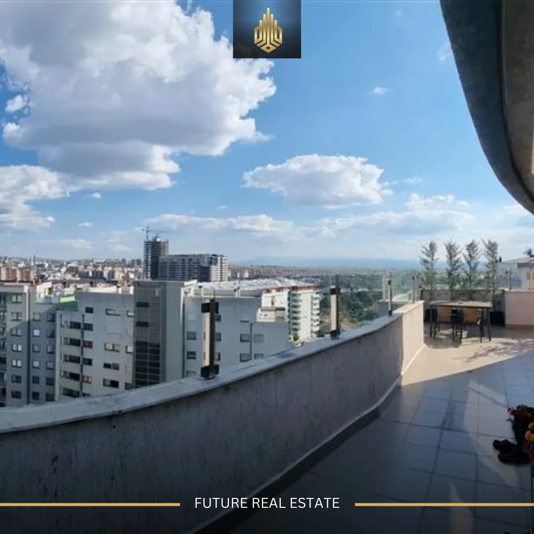 Penthouse me QERA/265m²