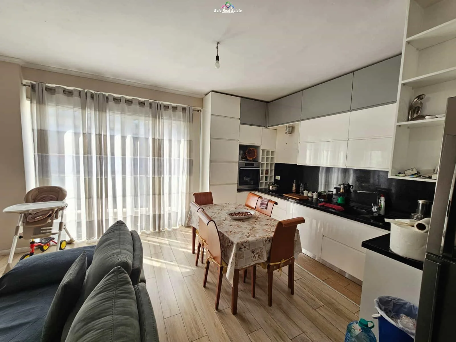 Apartament Ne Shitje 3+1 ne Laprake (ID B130104) Tirane