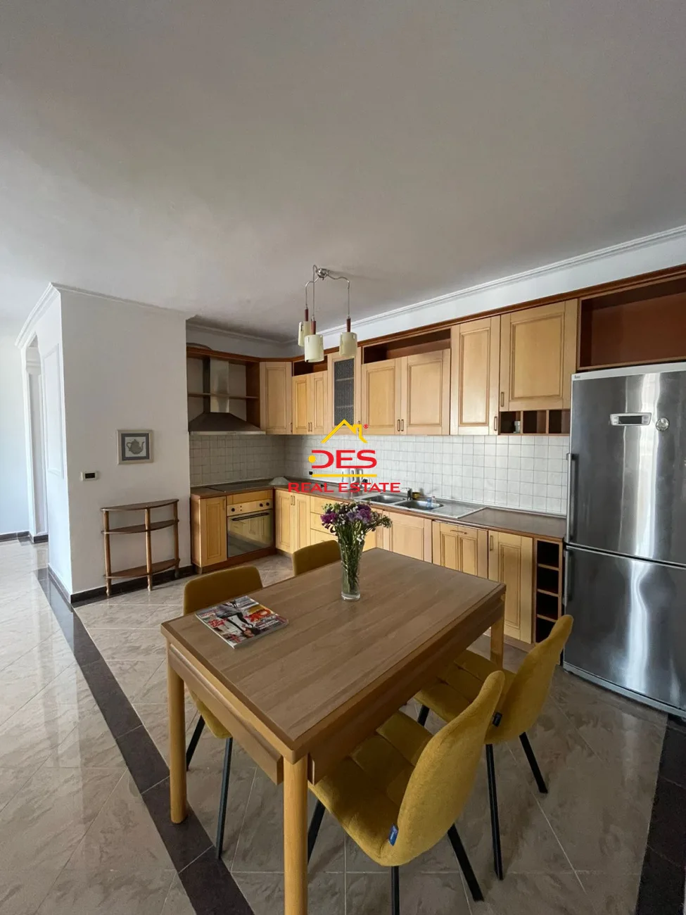 Jepet me qira apartament 2+1 në bllok,tiranë.