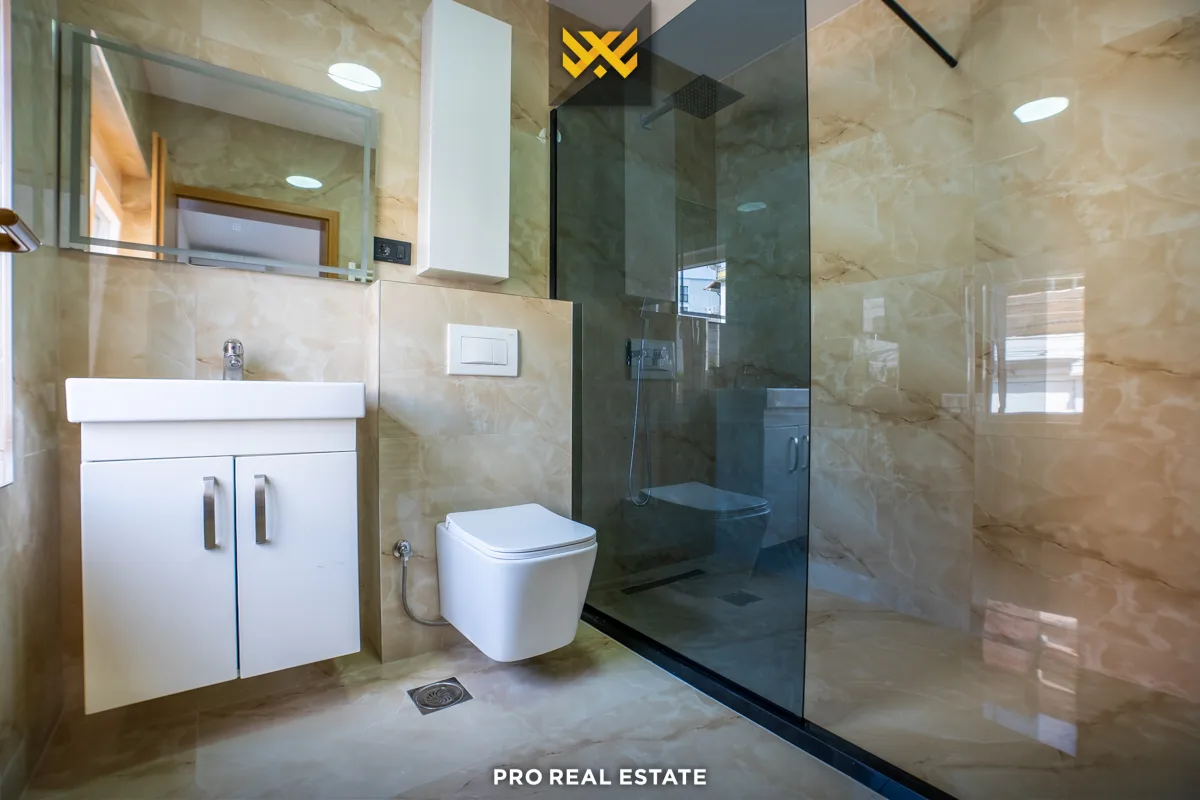 Shtëpi 650m² për #SHITJE në Dragodan