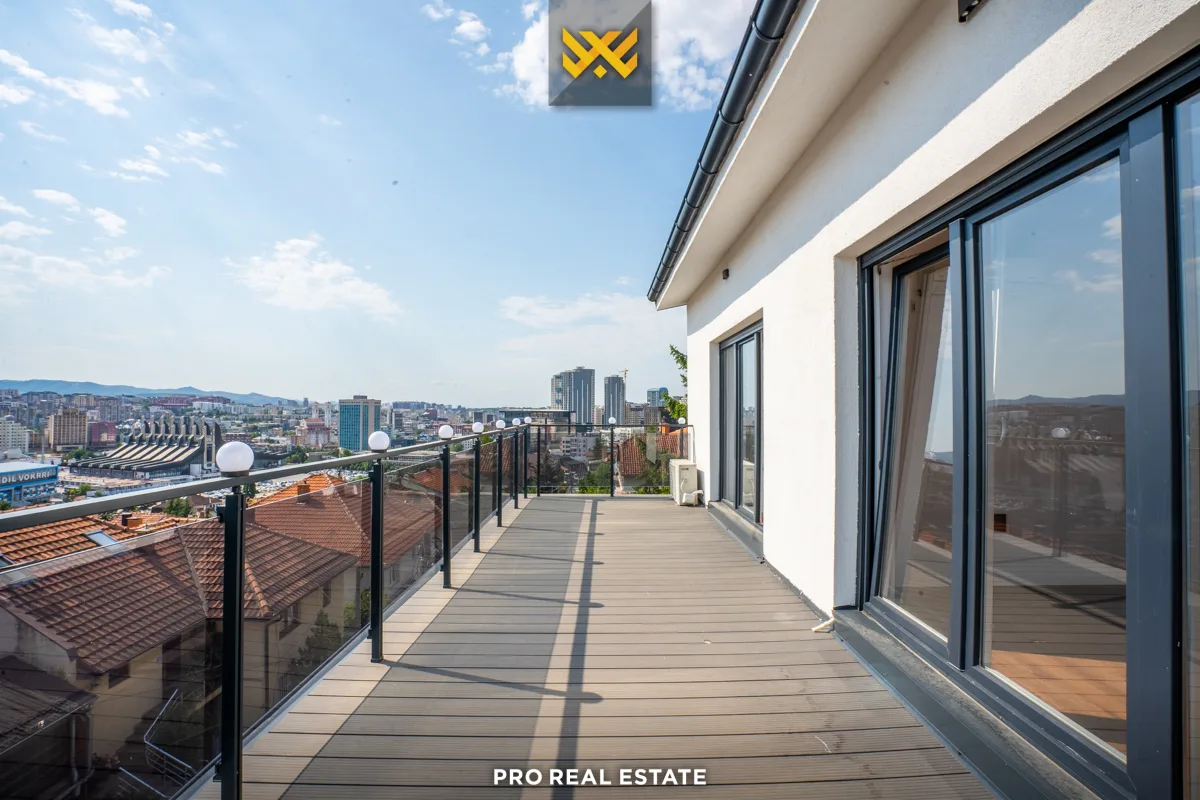 Shtëpi 650m² për #SHITJE në Dragodan