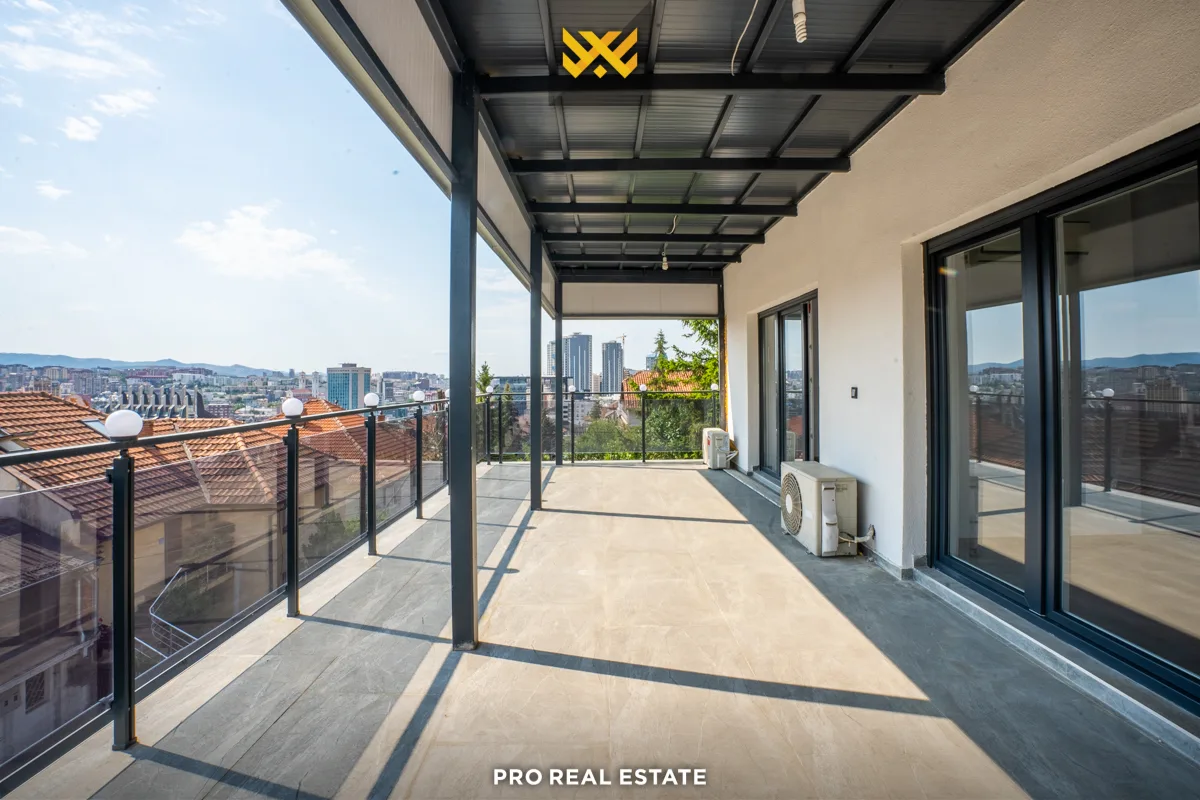 Shtëpi 650m² për #SHITJE në Dragodan
