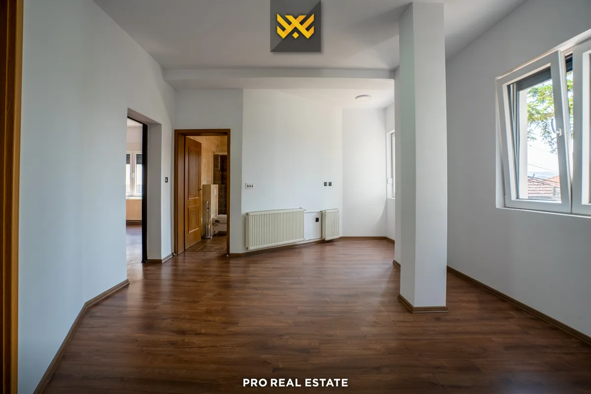 Shtëpi 650m² për #SHITJE në Dragodan