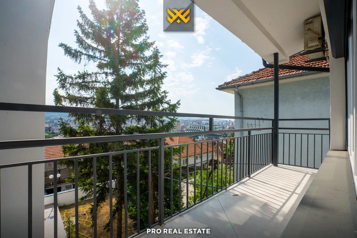 Shtëpi 650m² për #SHITJE në Dragodan
