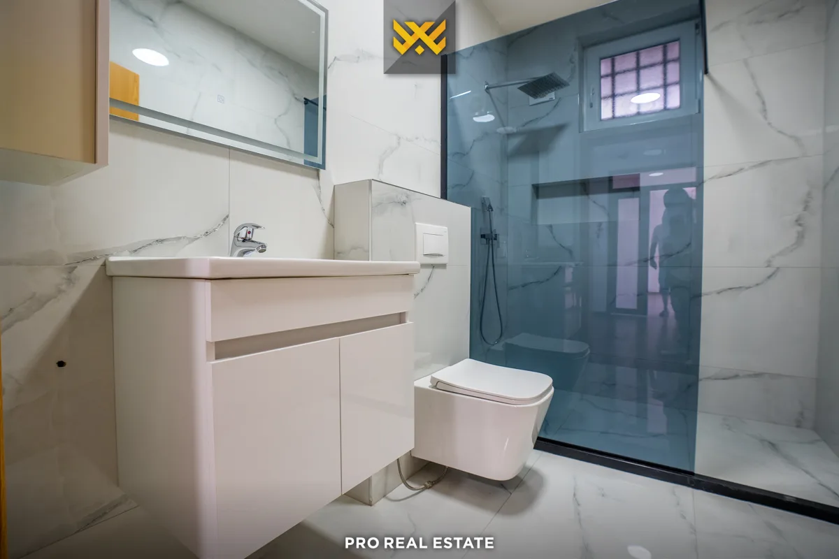Shtëpi 650m² për #SHITJE në Dragodan