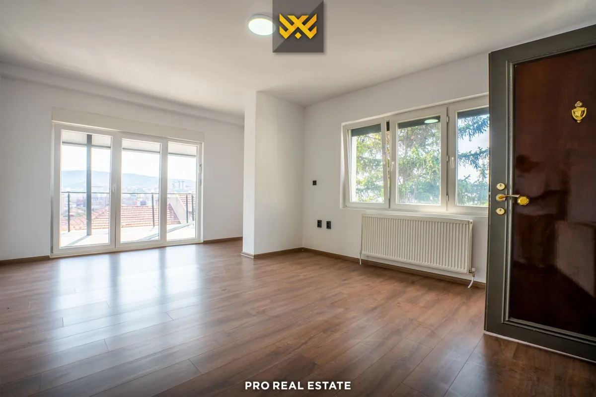 Shtëpi 650m² për #SHITJE në Dragodan